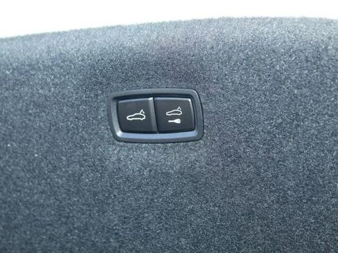 New 2026 Porsche Taycan 4S image 13