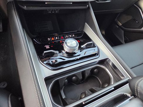 New 2026 Jeep Grand Wagoneer 4WD image 10