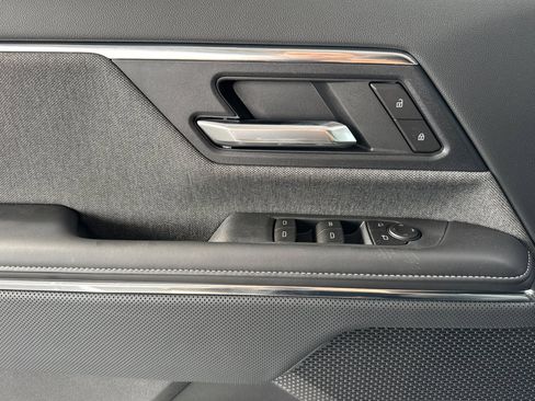 New 2026 GMC Sierra EV Elevation image 12