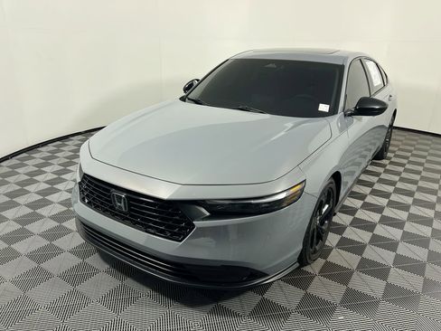 Used 2025 Honda Accord SE image 7