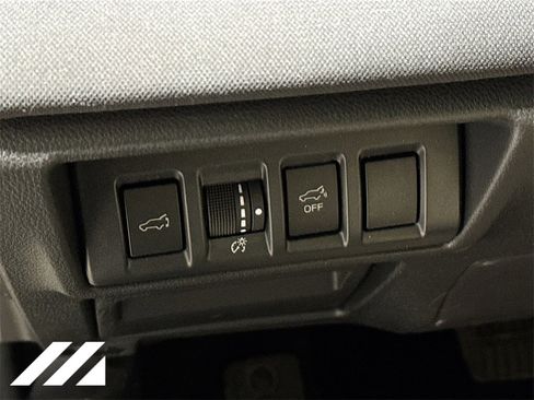 Certified 2025 Subaru Outback Premium image 10