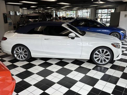 Used 2021 Mercedes-Benz C 300 4MATIC Cabriolet image 4