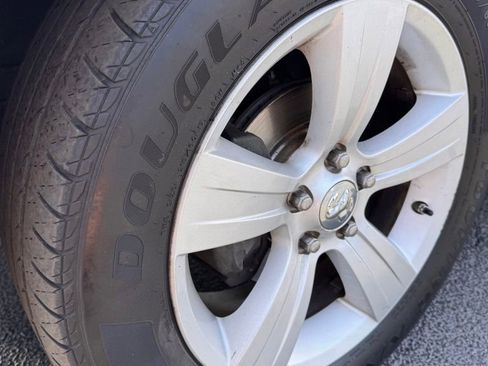 Used 2011 Dodge Caliber Mainstreet FWD image 23