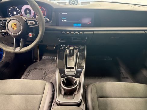 Used 2025 Porsche 911 Carrera 4 GTS image 17