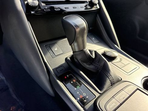 Certified 2024 Lexus IS 350 F Sport RWD image 20