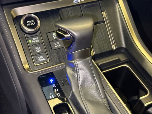 Used 2024 Lexus GX 550 image 28