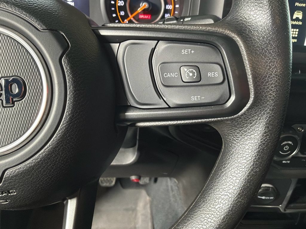 Used 2024 Jeep Wrangler Sport AWD/4WD image 23