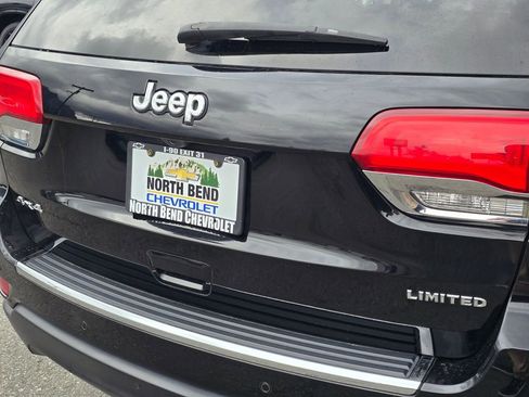 Used 2019 Jeep Grand Cherokee Limited image 13