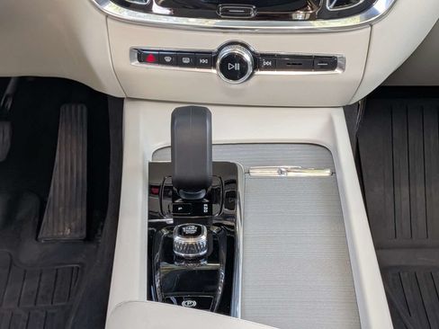 Certified 2024 Volvo S60 B5 Plus w/ Protection Package FWD image 24