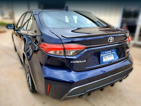 Used 2020 Toyota Corolla XSE FWD image 11