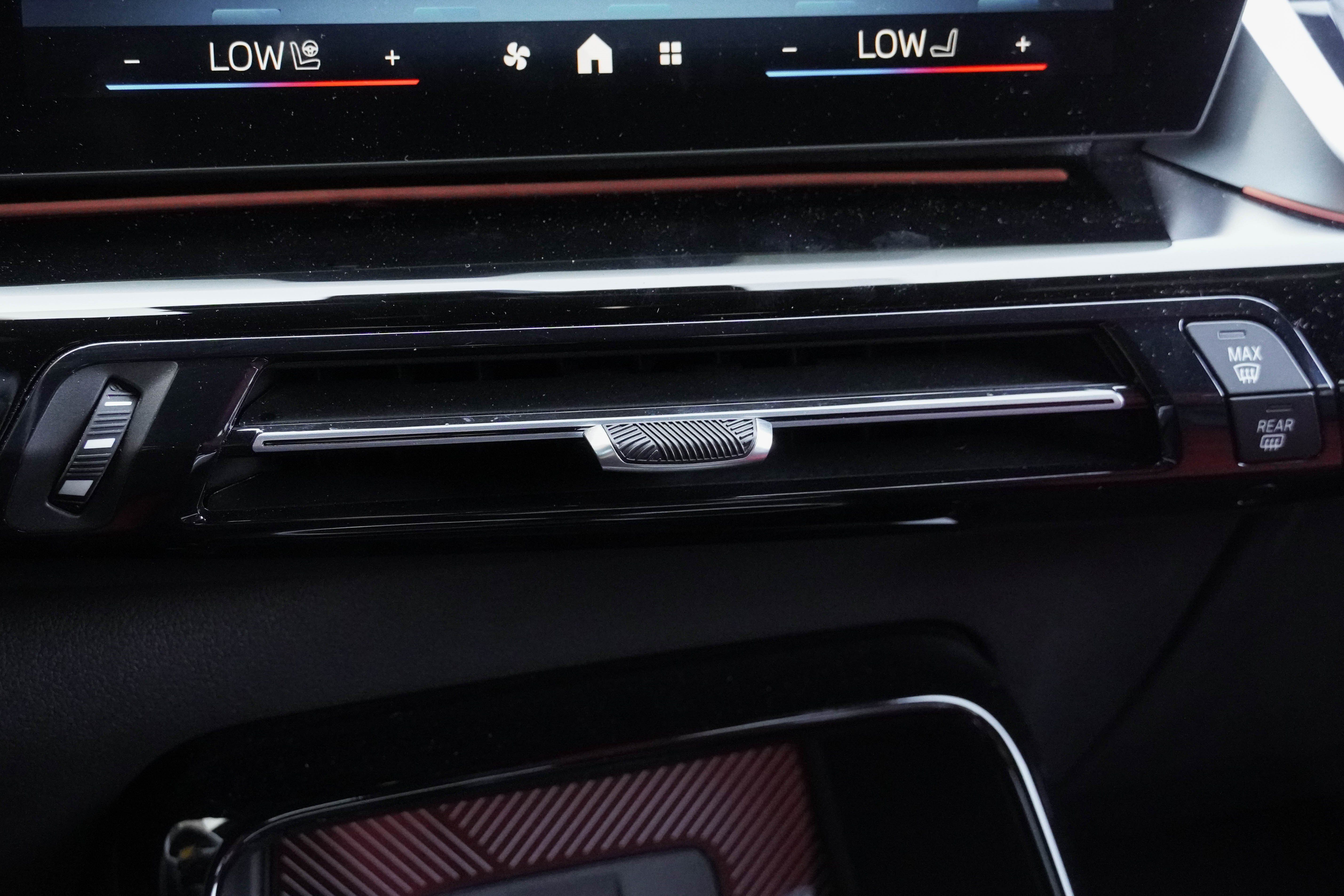 Certified 2025 BMW X2 xDrive28i AWD/4WD image 26