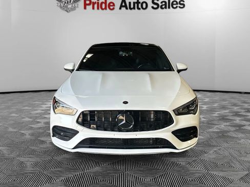 Used 2021 Mercedes-Benz CLA 250 4MATIC image 2