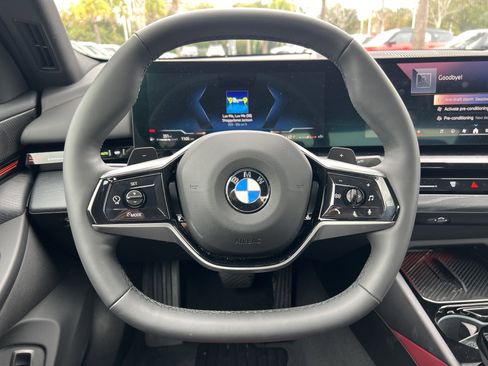 Used 2025 BMW 530i image 18