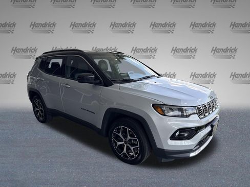 Used 2025 Jeep Compass Limited AWD/4WD image 2
