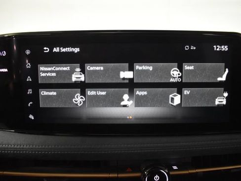 Used 2023 Nissan Ariya AWD/4WD image 25