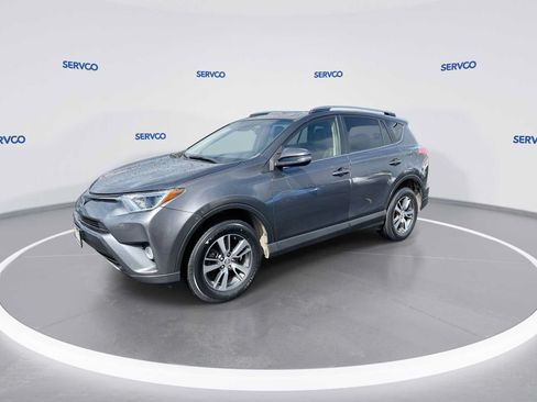 Used 2018 Toyota RAV4 XLE FWD image 4