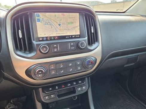 Used 2021 GMC Canyon Denali AWD/4WD image 9