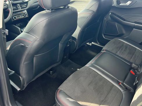 Used 2022 Ford Escape SEL w/ SEL Stealth AWD Package image 12