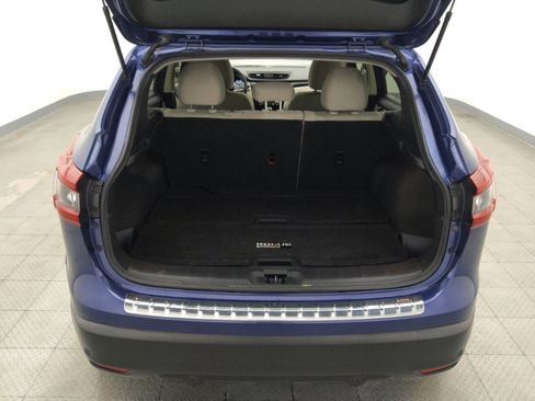 Used 2020 Nissan Rogue Sport SV FWD image 29