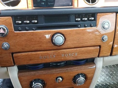 Used 2008 Rolls-Royce Phantom Drophead Coupe image 14