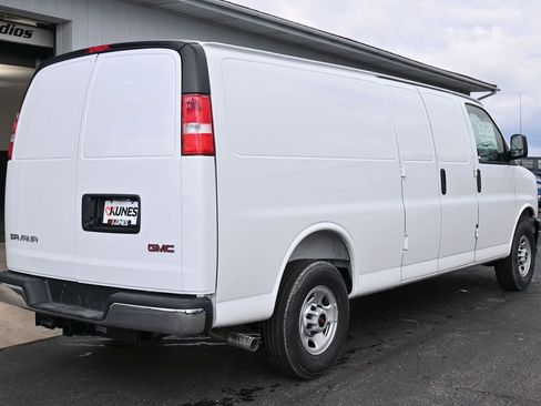 New 2026 GMC Savana 2500 Extended w/ Enhanced Convenience Package RWD image 5