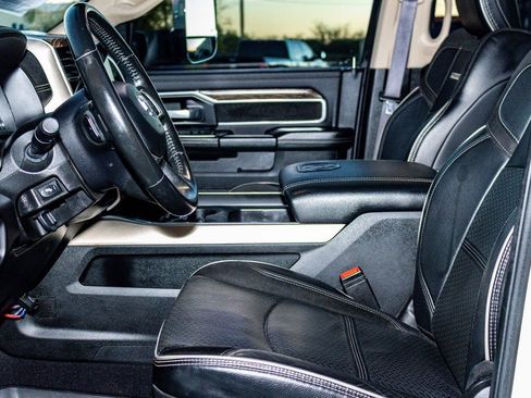 Used 2021 RAM 3500 Laramie image 30