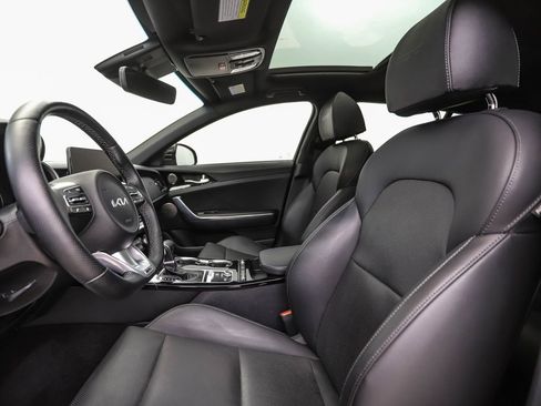 Used 2023 Kia Stinger GT-Line w/ Sun & Sound Package AWD/4WD image 11