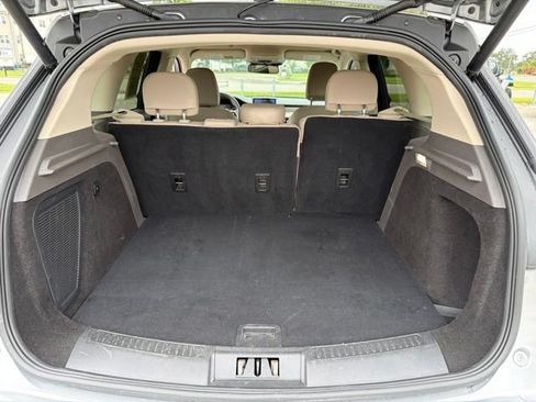 Used 2022 Lincoln Corsair FWD image 12