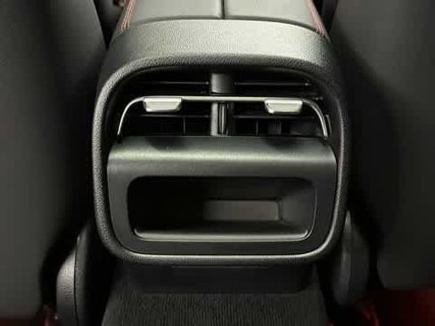 Used 2025 Mercedes-Benz E 53 AMG e 4MATIC Sedan image 27
