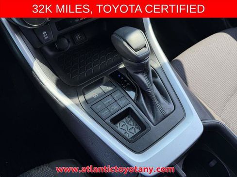 Certified 2023 Toyota RAV4 LE AWD/4WD image 28