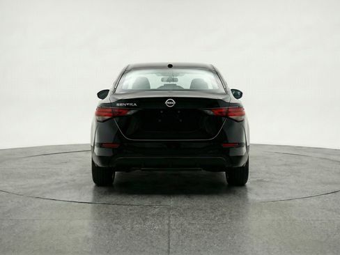 Used 2025 Nissan Sentra SV FWD image 7