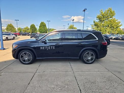 Used 2024 Mercedes-Benz GLS 450 4MATIC image 1