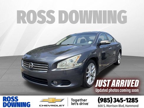 Used 2011 Nissan Maxima 3.5 SV FWD image 1