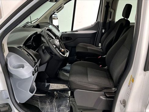 Used 2019 Ford Transit 150 XL RWD image 18
