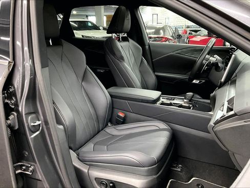 Used 2024 Lexus RX 350 F Sport w/ Convenience Package image 8