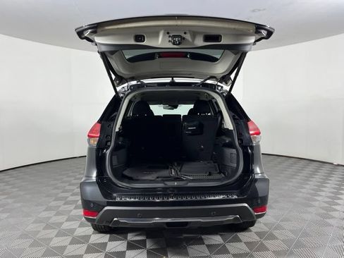 Used 2019 Nissan Rogue SV w/ Premium Package FWD image 46