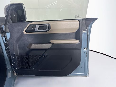 Used 2023 Ford Bronco Wildtrak AWD/4WD image 32