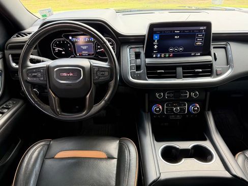 Used 2021 GMC Yukon AT4 w/ AT4 Premium Plus Package AWD/4WD image 17