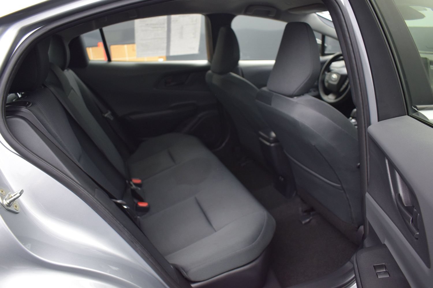Used 2025 Toyota Prius LE FWD image 11