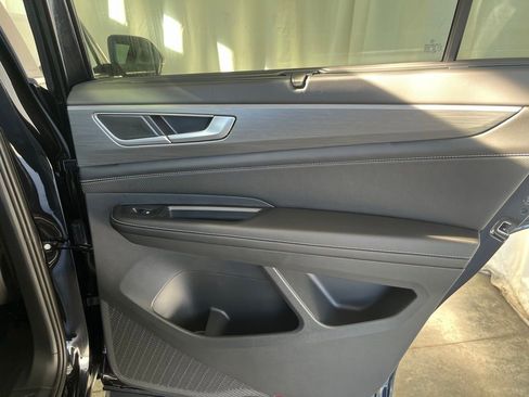 New 2026 Volkswagen Atlas Cross Sport SE image 23