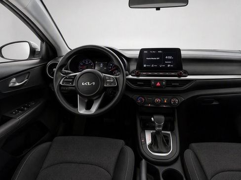 Used 2024 Kia Forte LXS FWD image 35