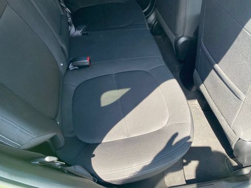 Used 2014 Kia Soul FWD image 12