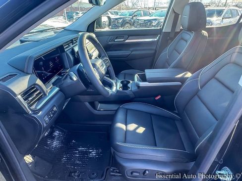 New 2026 GMC Terrain Denali w/ LPO, Floor Liner Package image 9