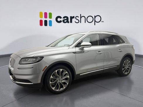 Used 2023 Lincoln Nautilus Reserve image 1