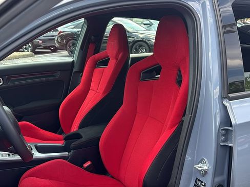 Used 2025 Honda Civic Type R image 10