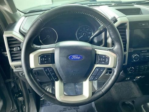 Used 2019 Ford F150 Lariat image 11