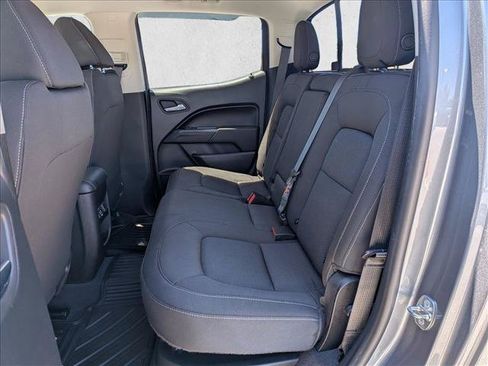 Used 2020 Chevrolet Colorado LT w/ LT Convenience Package RWD image 17