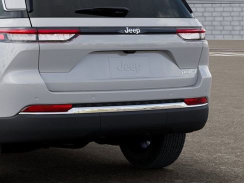 New 2026 Jeep Grand Cherokee Laredo X RWD image 13