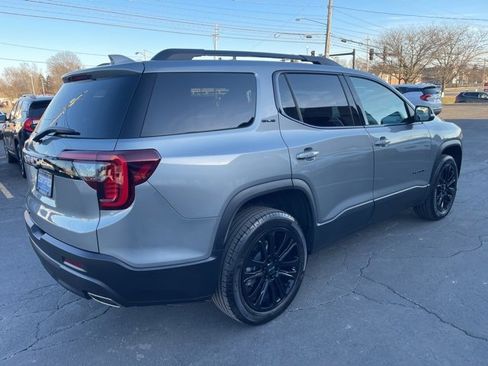 Certified 2023 GMC Acadia SLE w/ Driver Convenience Package image 6