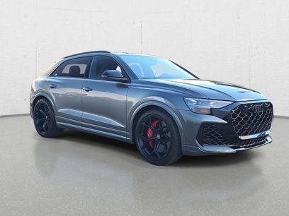 New 2025 Audi RS Q8 performance
